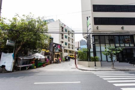 San Agustin Residences Makati City Exterior photo