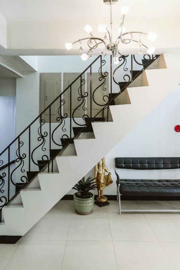 San Agustin Residences Makati City Exterior photo